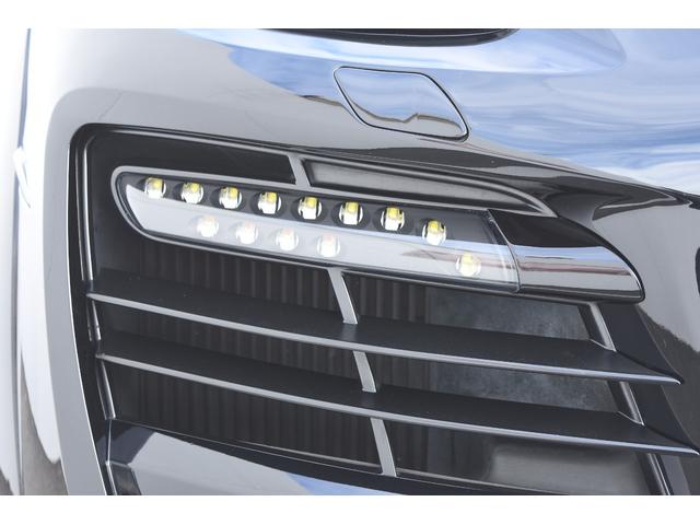 カイエン ターボ　ＴＥＣＨＡＲＴ　ＭＡＧＮＵＭワイドボディ記載変更済み（車幅１９９ｃｍ）　ＦＯＲＧＥＤ２２インチＡＷ　カーボンボンネット（39枚目）