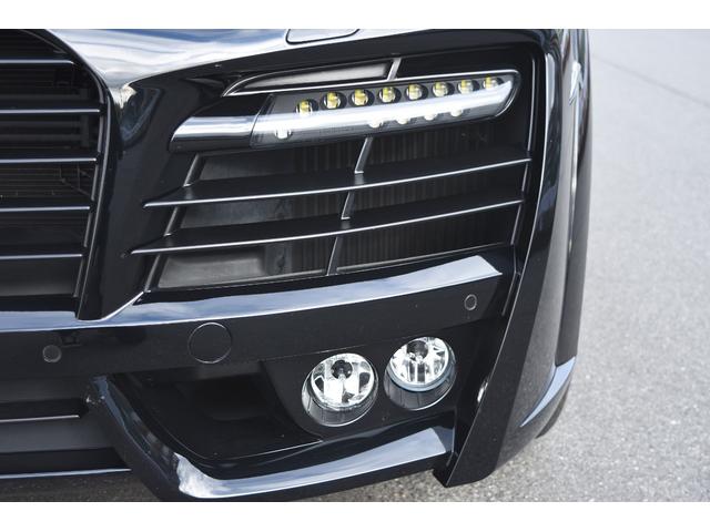 カイエン ターボ　ＴＥＣＨＡＲＴ　ＭＡＧＮＵＭワイドボディ記載変更済み（車幅１９９ｃｍ）　ＦＯＲＧＥＤ２２インチＡＷ　カーボンボンネット（40枚目）