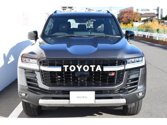 ランドクルーザー ＧＲスポーツ　ＪＢＬプレミアムサウンド＋リアエンタテイメントシステム　クールボックス　ＴＰＷＳ　ルーフレール（3枚目）