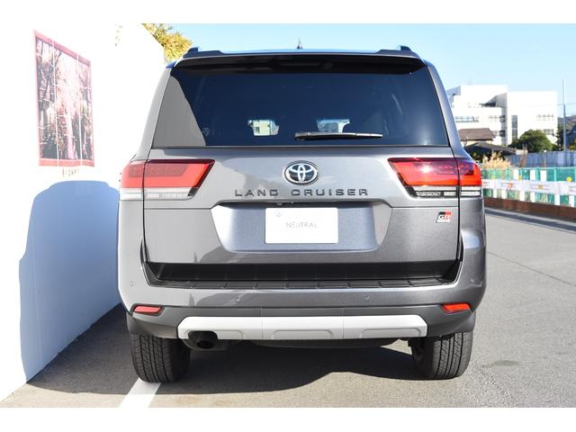 ランドクルーザー ＧＲスポーツ　ＪＢＬプレミアムサウンド＋リアエンタテイメントシステム　クールボックス　ＴＰＷＳ　ルーフレール（9枚目）