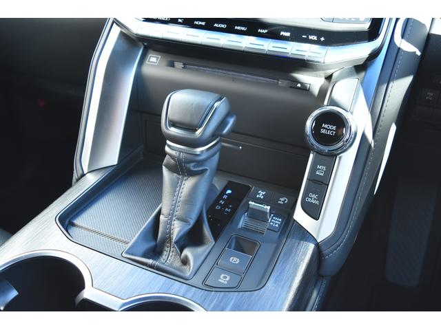 ランドクルーザー ＧＲスポーツ　ＪＢＬプレミアムサウンド＋リアエンタテイメントシステム　クールボックス　ＴＰＷＳ　ルーフレール（21枚目）