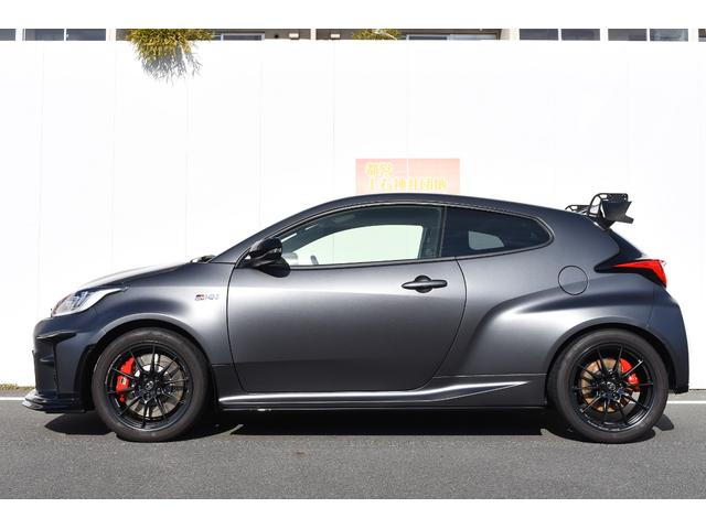 ＧＲヤリス ＧＲＭＮヤリス　サーキットパッケージ　国内５０台限定カラー：マットスティール　外装フルプロテクションフィルム施工済み（Ｆガラス）　ナビ・地デジ・バックカメラ・ＥＴＣ・前後ドラレコ・レーダー探知機（7枚目）