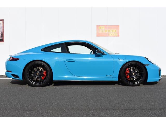 �E�T�C�h�r���[�@�n�o�F�J�[�{���X�|�[�c�f�U�C���~���[