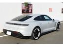 タイカン パフォーマンスバッテリープラス 正規ディーラー車 パフォーマンスバッテリープラス 4+1シート アイスグレーメタリック OP255+プレミアムコーティング・前後ドラレコOP20 新車保証継承可 取扱説明書 保証書 スペアキー(16枚目)