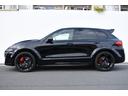 カイエン ターボ　ＴＥＣＨＡＲＴ　ＭＡＧＮＵＭワイドボディ記載変更済み（車幅１９９ｃｍ）　ＦＯＲＧＥＤ２２インチＡＷ　カーボンボンネット（5枚目）