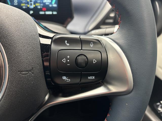 ＡＴＴＯ　３ ベースグレード　アクティブクルーズコントロール　回転式タッチパネル式ナビゲーション　サラウンドビューカメラ　レザーパワーシート　純正１８インチアルミ　デジタルミラー型ドライブレコーダー　ＥＴＣ　ＬＥＤヘッドライト（24枚目）