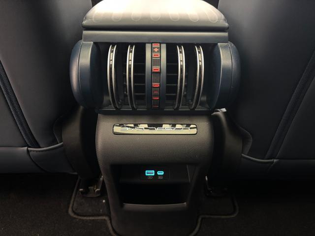 ＡＴＴＯ　３ ベースグレード　アクティブクルーズコントロール　回転式タッチパネル式ナビゲーション　サラウンドビューカメラ　レザーパワーシート　純正１８インチアルミ　デジタルミラー型ドライブレコーダー　ＥＴＣ　ＬＥＤヘッドライト（30枚目）