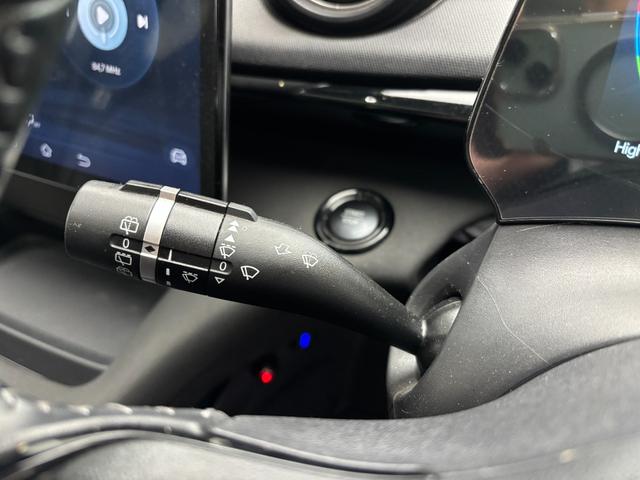 ドルフィン ロングレンジ　回転式モニター　ガラスルーフ　レザーシート　シートヒーター　アクティブクルーズコントロール　ブラインドスポットアシスト　ＬＥＤヘッドライト　幼児置き去り検知システム　ペダル踏み間違い時加速抑制装置（27枚目）