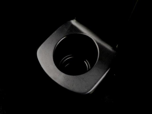 トゥインゴ インテンス　キャンバストップ　新ｓｙ保証継承　ハーフレザーシート　シートヒーター　レザーステアリング　バックカメラ　バックソナー　リアフォグランプ　クルーズコントロール　純正ディスプレイオーディオ　純正アルミホイール（73枚目）