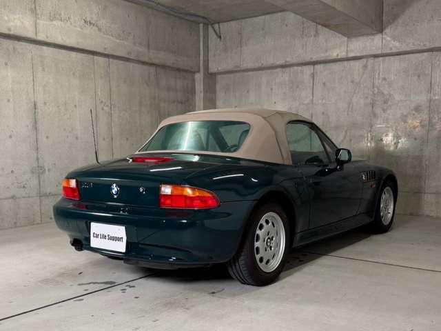 Ｚ３ロードスター ベースグレード　左ハンドル　５速マニュアル　ベージュ幌　ダークグリーン　記録簿　パワーシート　アルミホイール　キーレスキー　禁煙車　正規輸入車（37枚目）