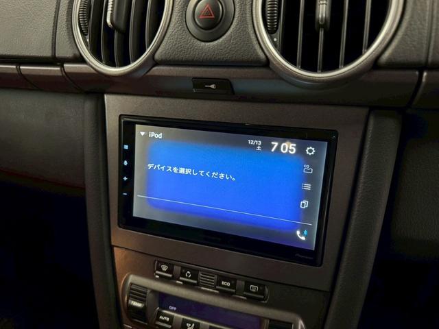 �f�B�X�v���C�I�[�f�B�I����������Ă���܂��B�X�}�z�̒n�}��ʂ����j�^�[�ɕ\���\�A�a���������������������g�p���������܂�