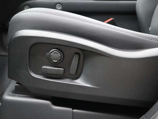 ディフェンダー 75thリミテッドエディション☆禁煙車☆外装色グラスミアグリーン☆ファブリックルーフ☆TVキャンセラー☆エアサスペンション☆ヘッドアップディスプレイ(5枚目)