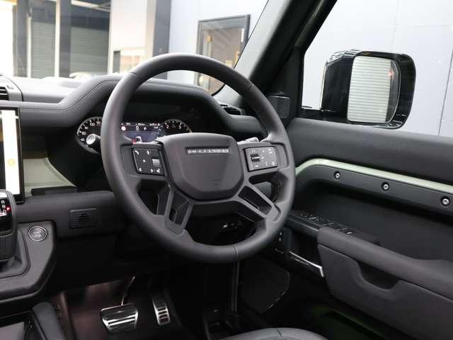 ディフェンダー 75thリミテッドエディション☆禁煙車☆外装色グラスミアグリーン☆ファブリックルーフ☆TVキャンセラー☆エアサスペンション☆ヘッドアップディスプレイ(14枚目)