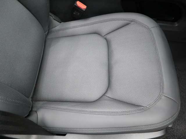 ディフェンダー 75thリミテッドエディション☆禁煙車☆外装色グラスミアグリーン☆ファブリックルーフ☆TVキャンセラー☆エアサスペンション☆ヘッドアップディスプレイ(63枚目)