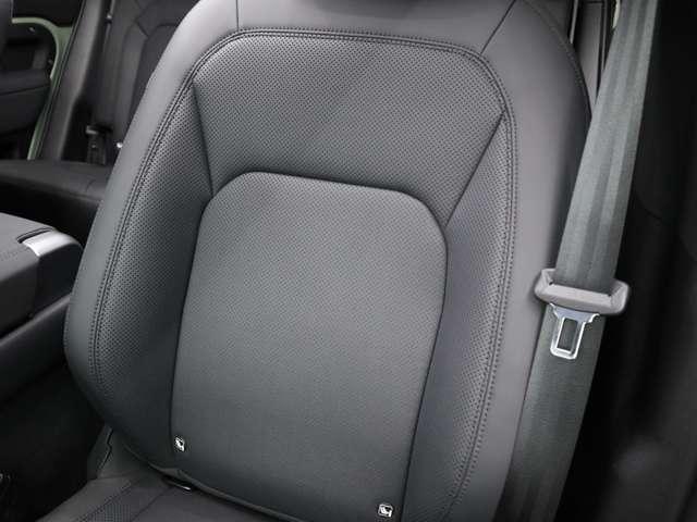 ディフェンダー 75thリミテッドエディション☆禁煙車☆外装色グラスミアグリーン☆ファブリックルーフ☆TVキャンセラー☆エアサスペンション☆ヘッドアップディスプレイ(76枚目)