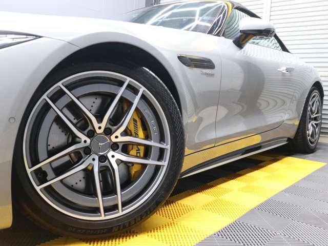 SL SL43 禁煙車 黒革&黒幌 外装色(アルペングレー) HUD AMGダイナミック+パッケージ AMGライドコントロールサスペンション ブルメスター3Dサウンド(16枚目)