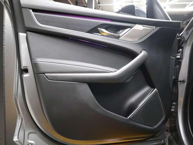 Fペイス R-ダイナミック HSE P250 ガソリンモデル パノラマサンルーフ 黒革シート  MERIDIANサラウンド 純正21インチアルミホイール シートヒーター&ベンチレーション シートマッサージ インテリアライト(53枚目)