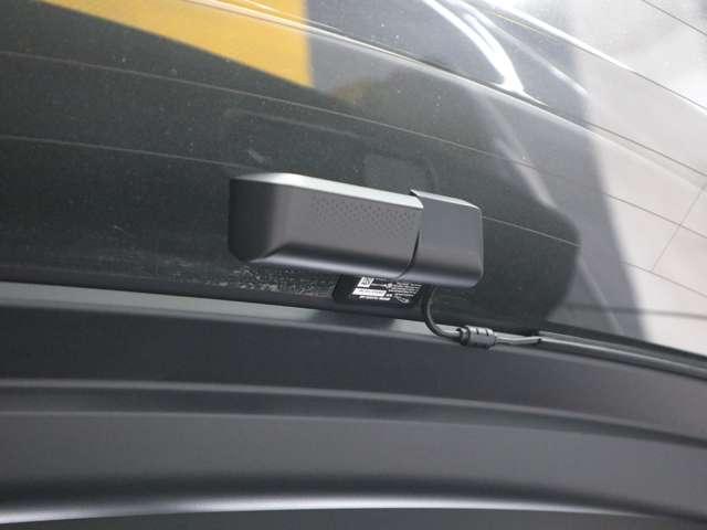 Fペイス R-ダイナミック HSE P250 ガソリンモデル パノラマサンルーフ 黒革シート  MERIDIANサラウンド 純正21インチアルミホイール シートヒーター&ベンチレーション シートマッサージ インテリアライト(67枚目)