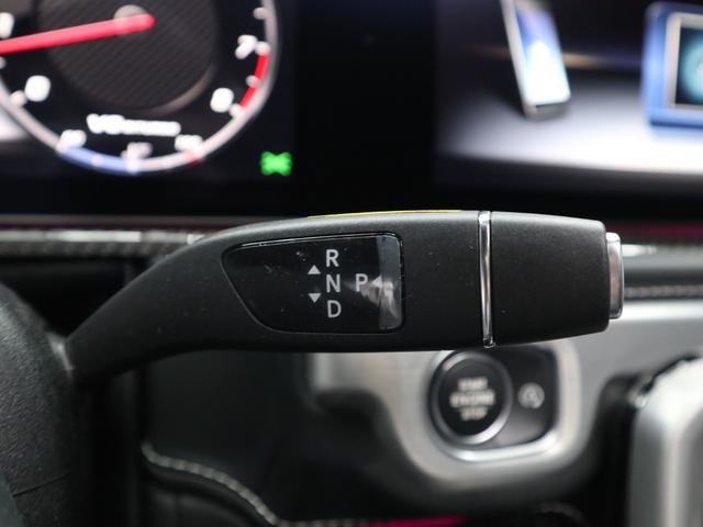 Gクラス G63 マグノヒーローエディション 4WD 禁煙車 限定75台 マグノオパリスホワイト カーボンファイバーインパネ カーボンパフォーマンスステアリング 純正AMG22インチ鍛造ホイール 社外電動サイドステップ(53枚目)