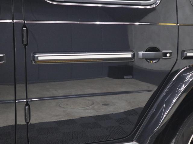 Gクラス G350d AMGライン ディーゼルターボ 4WD ラグジュアリーP アダプティブダンピング 禁煙法人1オーナー 取説/保障書/スペアキー(17枚目)