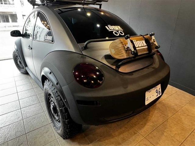 ニュービートル LZ リフトアップ カスタム キャンピング 左ハンドル フロア6AT 障害物センサー 横滑り防止装置 ETC フルセグ 本革シート キーレス サンルーフ 車検整備付き(5枚目)