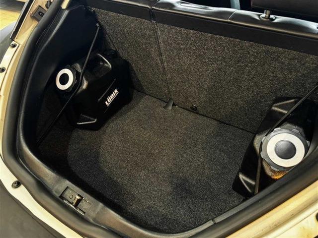 ニュービートル LZ リフトアップ カスタム キャンピング 左ハンドル フロア6AT 障害物センサー 横滑り防止装置 ETC フルセグ 本革シート キーレス サンルーフ 車検整備付き(13枚目)