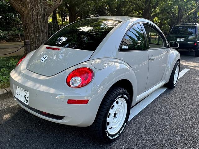 ニュービートル ＬＺ　フロア６ＡＴ　リフトアップ　全塗装済　社外アルミホイール　オフロードタイヤ　サンルーフ　本革シート　キーレス　ＥＴＣ　車検整備付き（4枚目）