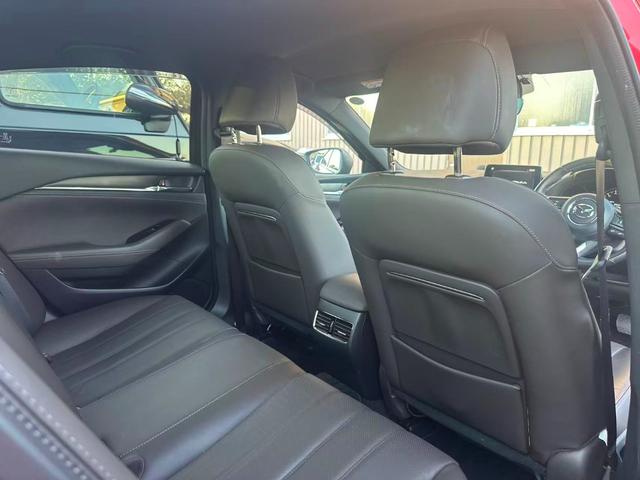 ＭＡＺＤＡ６セダン ２５Ｓ　Ｌパッケージ　３６０度カメラ，盗難防止システム，アイドリングストップ，運転席エアバッグ，サイドエアバッグ，ＡＢＳ，ＥＳＣ，レーンアシスト，ＬＥＤヘッドランプ，革メモリ付きパワーシート，シートエアコン，シートヒーター（10枚目）