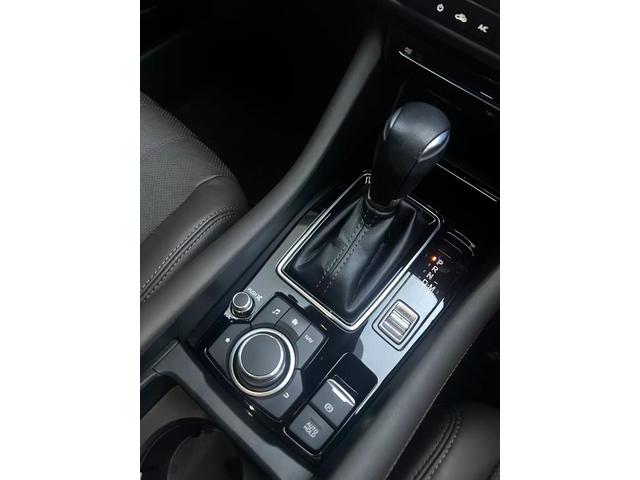 ＭＡＺＤＡ６セダン ２５Ｓ　Ｌパッケージ　３６０度カメラ，盗難防止システム，アイドリングストップ，運転席エアバッグ，サイドエアバッグ，ＡＢＳ，ＥＳＣ，レーンアシスト，ＬＥＤヘッドランプ，革メモリ付きパワーシート，シートエアコン，シートヒーター（11枚目）