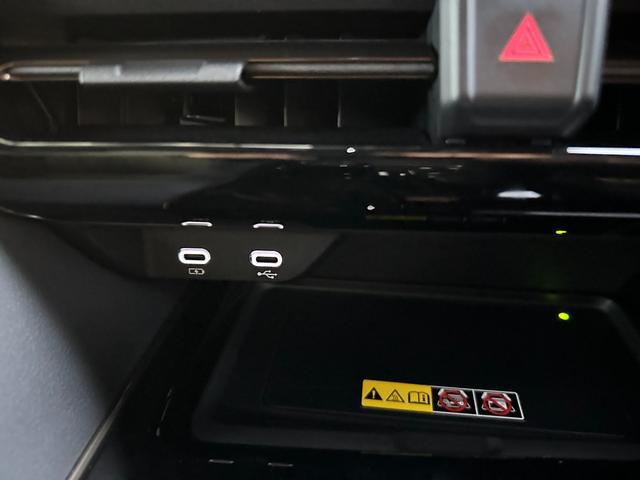 アルファードハイブリッド Z 法人ワンオーナー、本革メモリ付きパワーシート、シートエアコン、全周囲カメラ、無線Carplay、ACCアダプティプ・クル-ズ・コントロ-ル、ダブルムンル-フ、HUD、後席モニタ、自動駐車システム(18枚目)