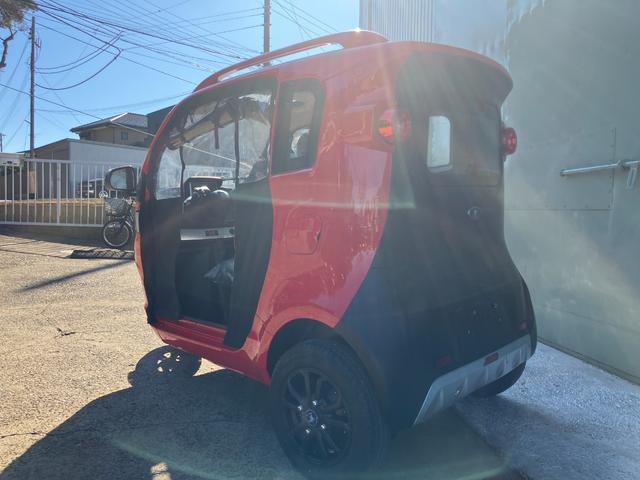 *その他 　ＵＲＢＡＮ　ＴＲＩＫＥＲ　普通免許　ダブルバッテリー　家庭用１００Ｖ　６０ｋｍ／ｈ　３人乗り　送風・暖房（4枚目）