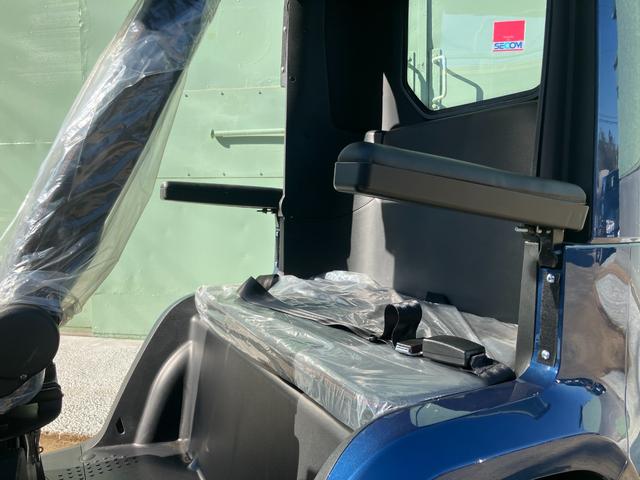 *その他  VEHICLEFUN ETT-NEO 普通免許 家庭用100V リチウムイオン 3人乗(9枚目)