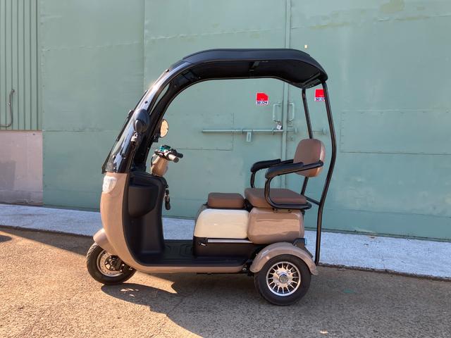 *その他  CHOPPER  普通免許 家庭用100V 速度30km 2人乗(2枚目)