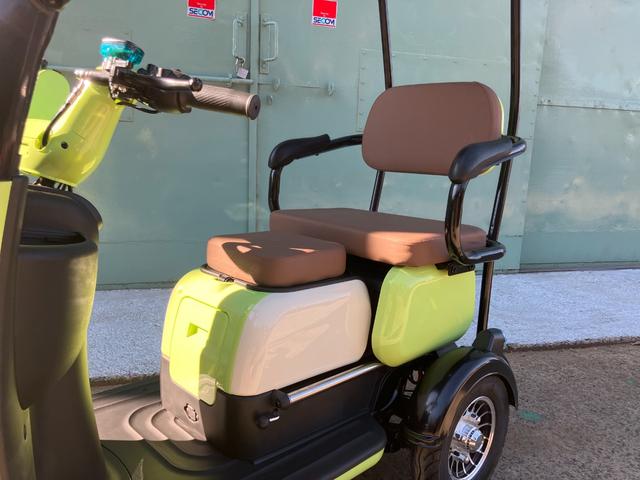 *その他 　ＣＨＯＰＰＥＲ　　普通免許　家庭用１００Ｖ　速度３０ｋｍ　２人乗（8枚目）