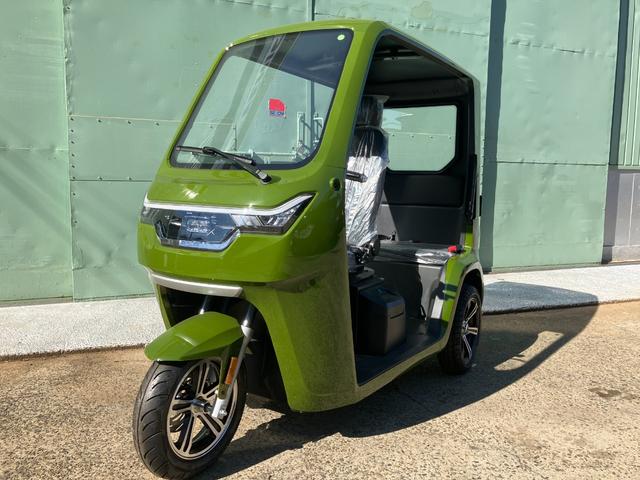 *その他 　ＶＥＨＩＣＬＥＦＵＮ　ＥＴＴ－ＮＥＯ　普通免許　家庭用１００Ｖ　リチウムイオン　３人乗（2枚目）