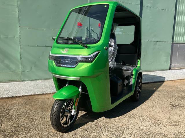 *その他 　ＶＥＨＩＣＬＥＦＵＮ　ＥＴＴ－ＮＥＯ　普通免許　家庭用１００Ｖ　リチウムイオン　３人乗（2枚目）