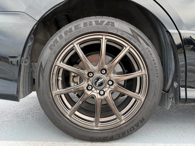 ヴォクシー ＺＳ　純正ナビゲーション　バックカメラ　純正フリップダウンモニター　７人乗り　両側パワースライドドア（17枚目）