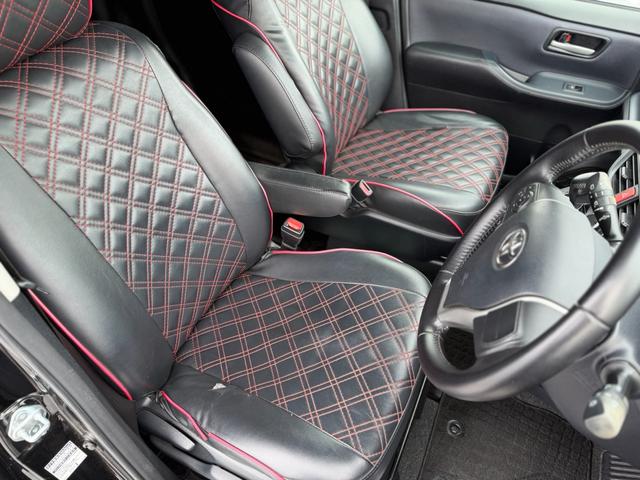 ヴォクシー ＺＳ　純正ナビゲーション　バックカメラ　純正フリップダウンモニター　７人乗り　両側パワースライドドア（20枚目）