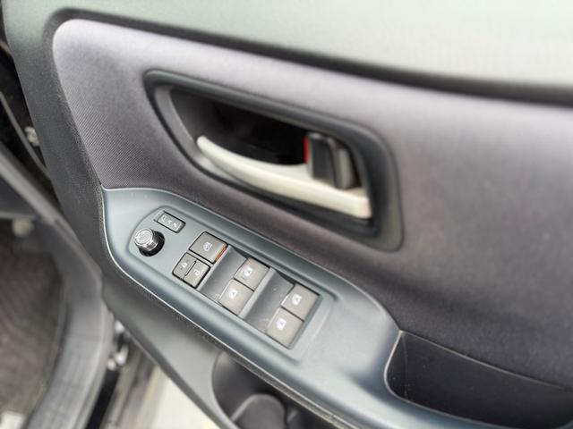 ヴォクシー ＺＳ　純正ナビゲーション　バックカメラ　純正フリップダウンモニター　７人乗り　両側パワースライドドア（52枚目）