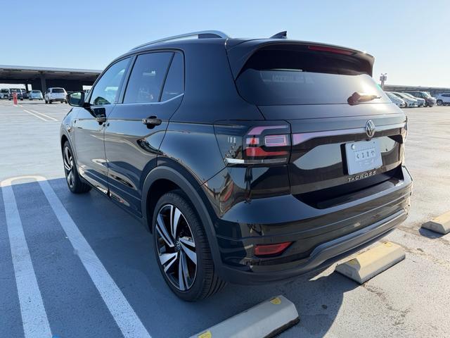 T-クロス TSI Rライン 液晶メーター アダプティブクルーズコントロール レーンキープ リアトラフィック ブラインドスポット 社外デジタルミラー 純正AW Discoverpro バックカメラ センサー パーキングアシスト(8枚目)