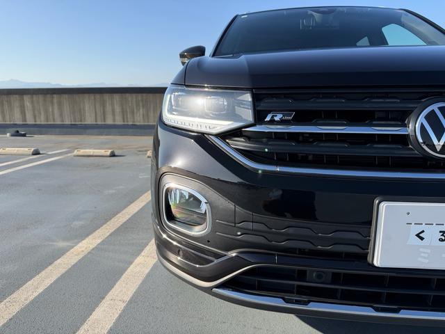 T-クロス TSI Rライン 液晶メーター アダプティブクルーズコントロール レーンキープ リアトラフィック ブラインドスポット 社外デジタルミラー 純正AW Discoverpro バックカメラ センサー パーキングアシスト(14枚目)