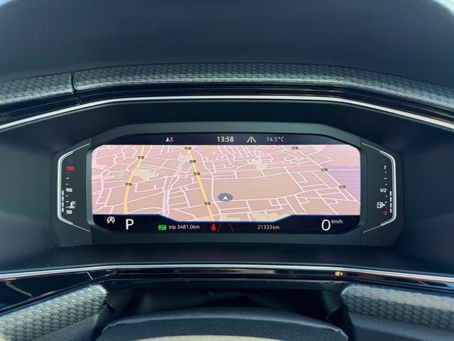 T-クロス TSI Rライン 液晶メーター アダプティブクルーズコントロール レーンキープ リアトラフィック ブラインドスポット 社外デジタルミラー 純正AW Discoverpro バックカメラ センサー パーキングアシスト(43枚目)