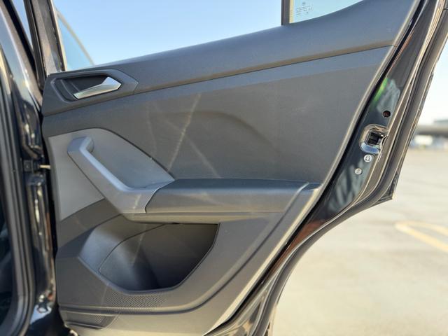 T-クロス TSI Rライン 液晶メーター アダプティブクルーズコントロール レーンキープ リアトラフィック ブラインドスポット 社外デジタルミラー 純正AW Discoverpro バックカメラ センサー パーキングアシスト(63枚目)