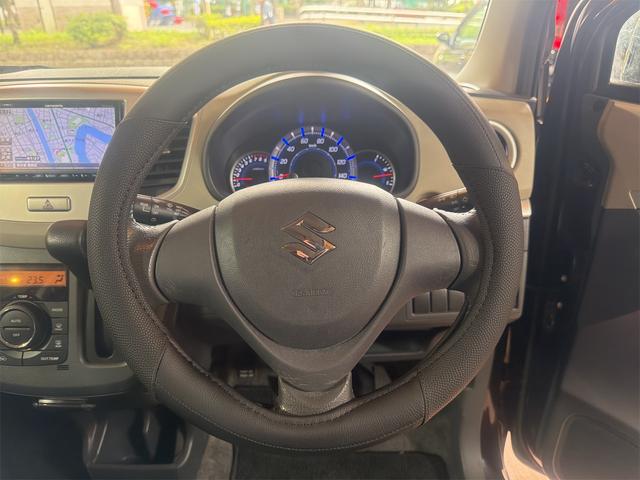 ワゴンＲ ＦＸリミテッド　アイドリングストップ　禁煙車　ＥＴＣ　ナビ　スマートキー　電動格納ミラー　ベンチシート　ＣＶＴ　盗難防止システム　ＡＢＳ　アルミホイール　衝突安全ボディ　エアコン　パワーステアリング　パワーウィンドウ（6枚目）