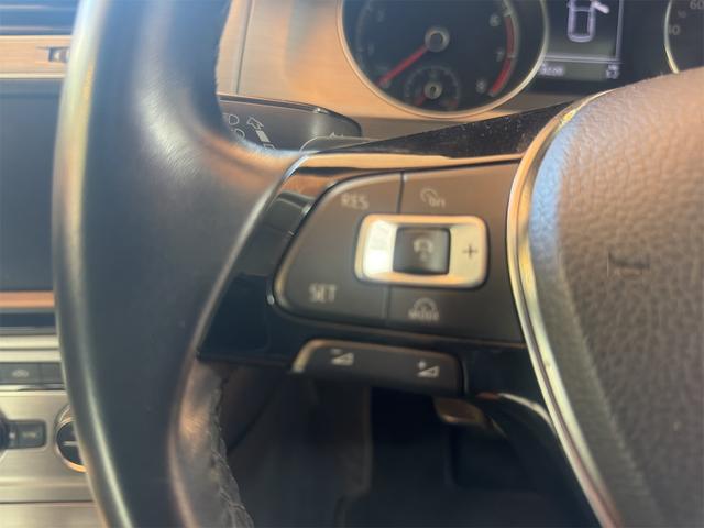 ゴルフ TSIコンフォートラインブルーモーションテクノロジー 禁煙車 ETC バックカメラ ナビ TV アルミホイール オートライト キーレスエントリー アイドリングストップ 電動格納ミラー AT CD USB エアコン パワーステアリング パワーウィンドウ(13枚目)