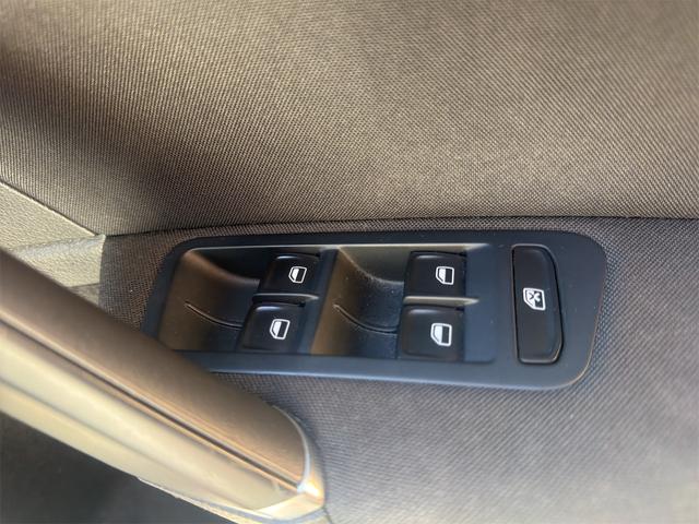 ゴルフ TSIコンフォートラインブルーモーションテクノロジー 禁煙車 ETC バックカメラ ナビ TV アルミホイール オートライト キーレスエントリー アイドリングストップ 電動格納ミラー AT CD USB エアコン パワーステアリング パワーウィンドウ(16枚目)