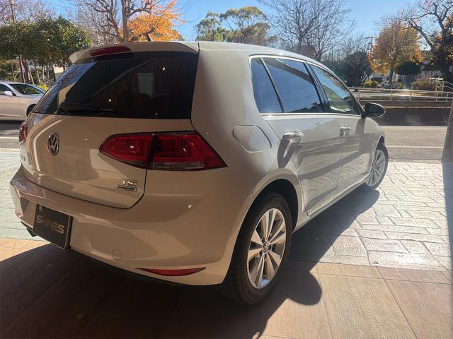 ゴルフ TSIコンフォートラインブルーモーションテクノロジー 禁煙車 ETC バックカメラ ナビ TV アルミホイール オートライト キーレスエントリー アイドリングストップ 電動格納ミラー AT CD USB エアコン パワーステアリング パワーウィンドウ(19枚目)