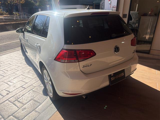 ゴルフ TSIコンフォートラインブルーモーションテクノロジー 禁煙車 ETC バックカメラ ナビ TV アルミホイール オートライト キーレスエントリー アイドリングストップ 電動格納ミラー AT CD USB エアコン パワーステアリング パワーウィンドウ(21枚目)