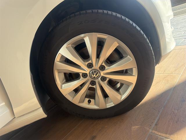 ゴルフ TSIコンフォートラインブルーモーションテクノロジー 禁煙車 ETC バックカメラ ナビ TV アルミホイール オートライト キーレスエントリー アイドリングストップ 電動格納ミラー AT CD USB エアコン パワーステアリング パワーウィンドウ(26枚目)