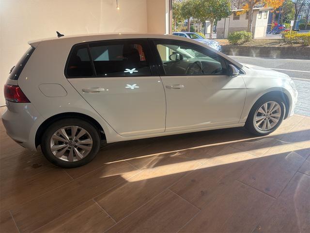 ゴルフ TSIコンフォートラインブルーモーションテクノロジー 禁煙車 ETC バックカメラ ナビ TV アルミホイール オートライト キーレスエントリー アイドリングストップ 電動格納ミラー AT CD USB エアコン パワーステアリング パワーウィンドウ(29枚目)